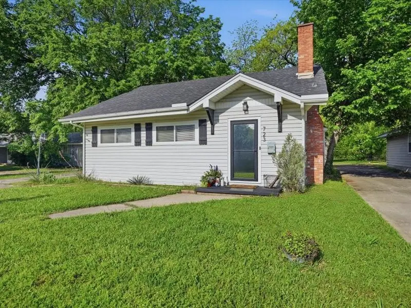 723 S Dixon Street, Gainesville, TX 76240 - #3