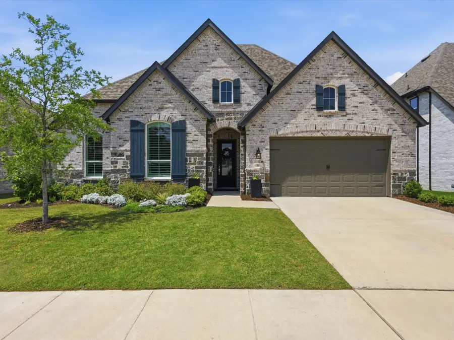 518 Hidden Creek Parkway, Van Alstyne, TX 75495 - #2