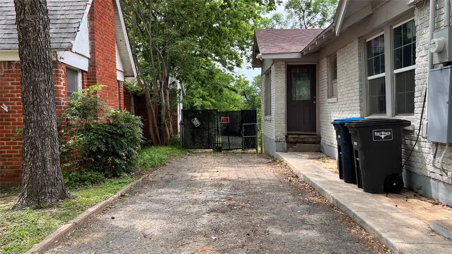 2116 Hudson Street, Fort Worth, TX 76103 - #3