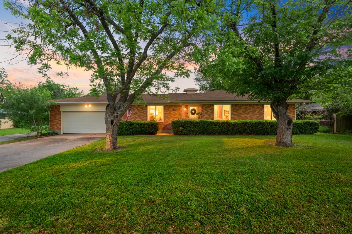 706 W Denison Drive, Robinson, TX 76706 - #1