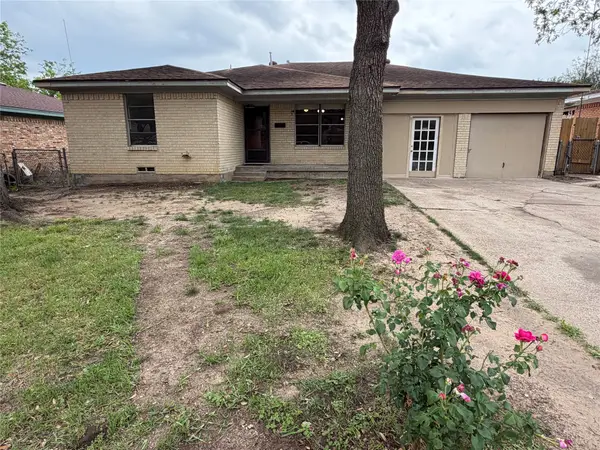 8706 Reva Street, Dallas, TX 75227