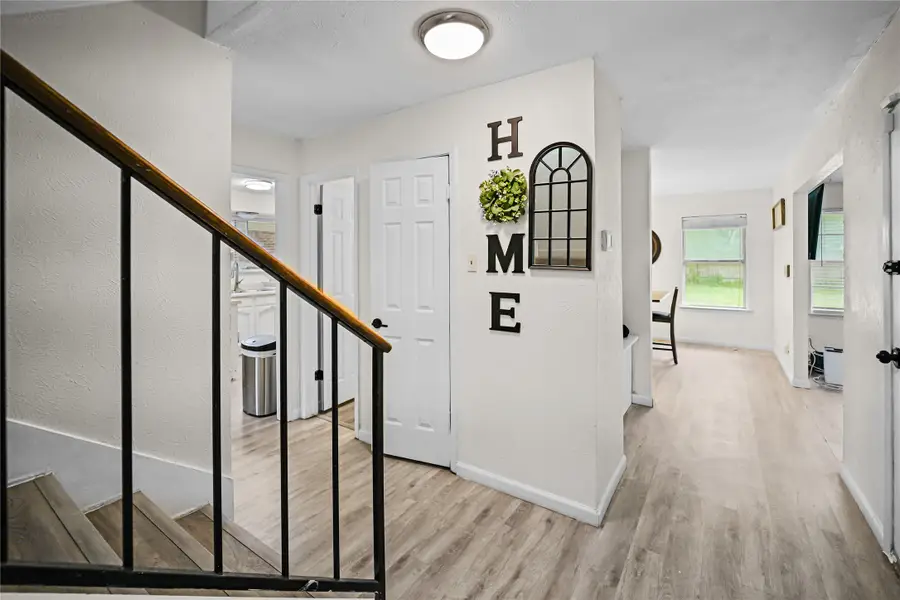 834 Brian Drive, Grand Prairie, TX 75052 - #3