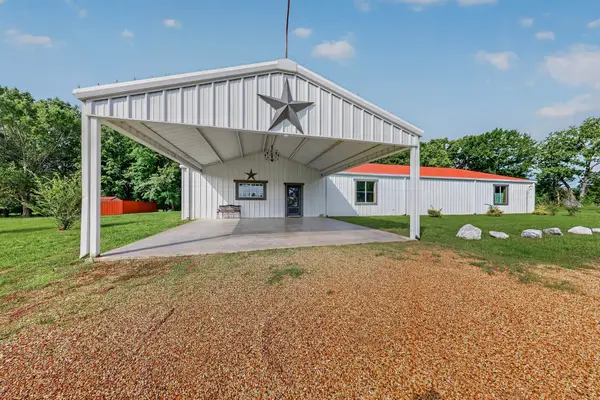 400 Van Zant County Road 113, Grand Saline, TX 75140