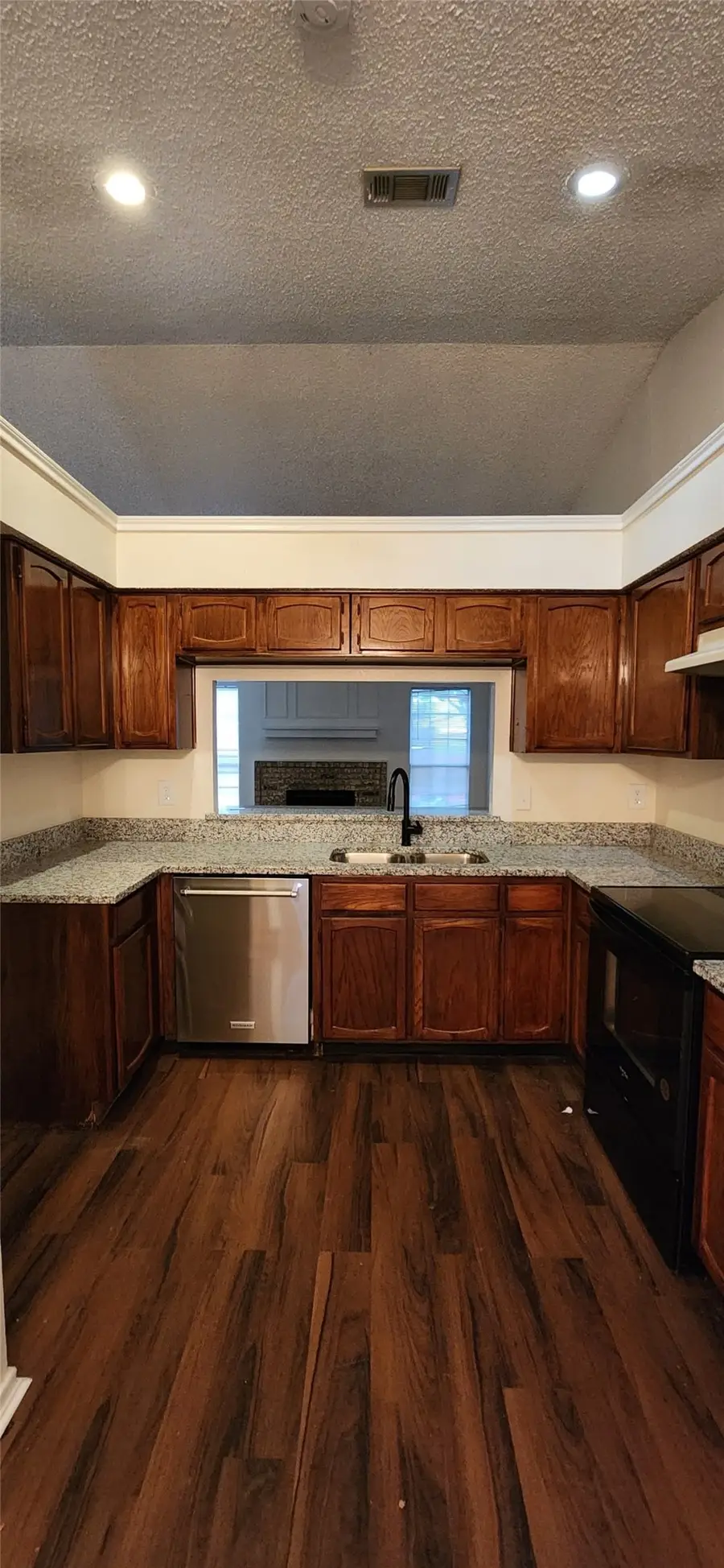 200 Seagull Court, Irving, TX 75060 - #3