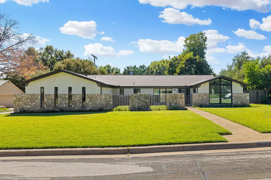 3757 Arroyo Road, Fort Worth, TX 76109 - #2