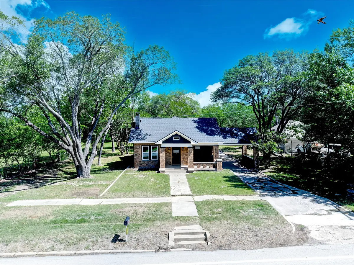 506 W San Saba Street, Wortham, TX 76693 - #1