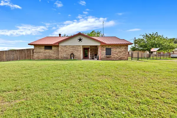 170 Clover Lane, Decatur, TX 76234