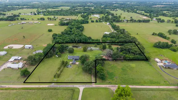 451 Vz County Road 1118, Grand Saline, TX 75140