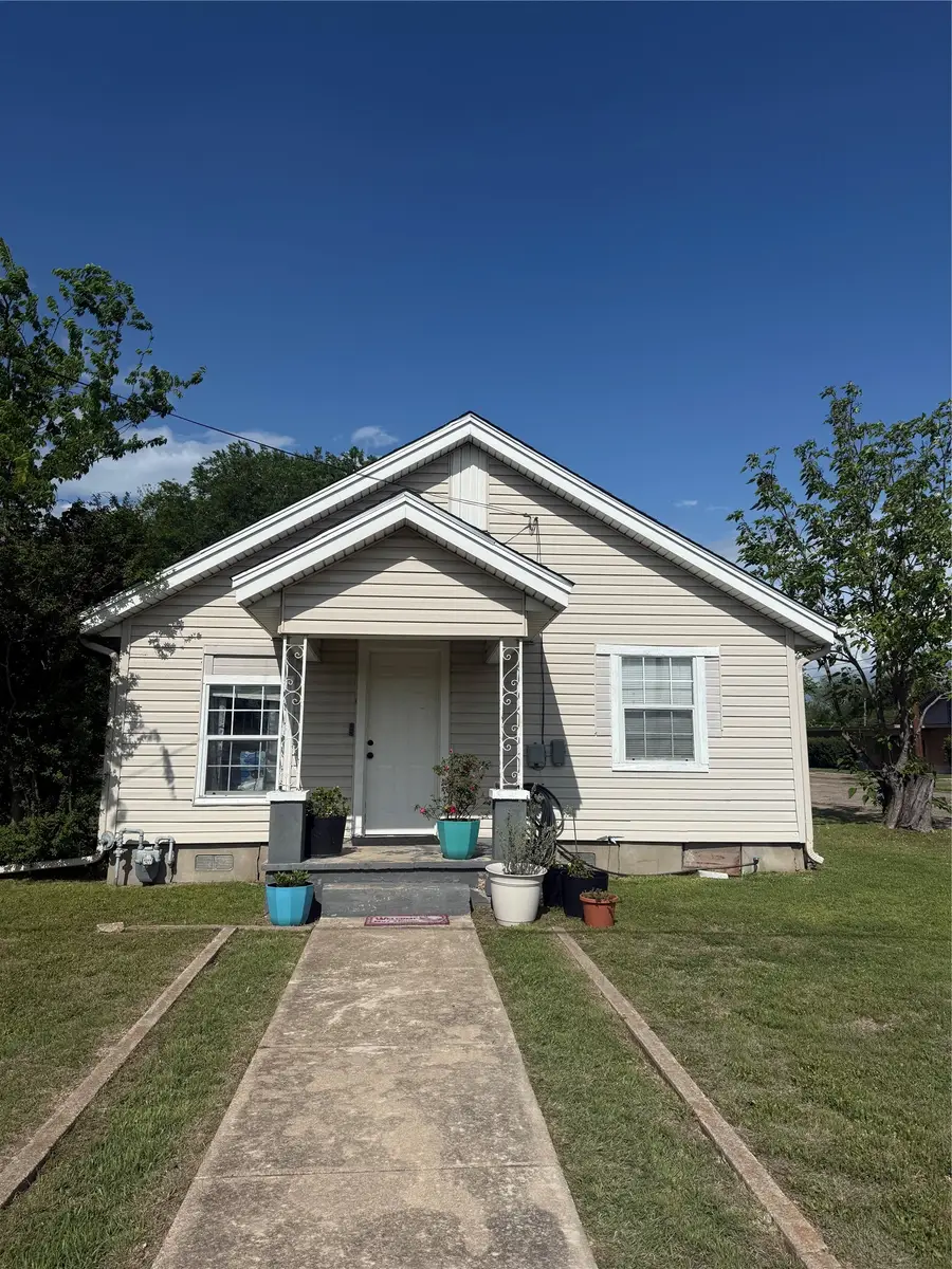 301 Cedar Street, Waco, TX 76705 - #2
