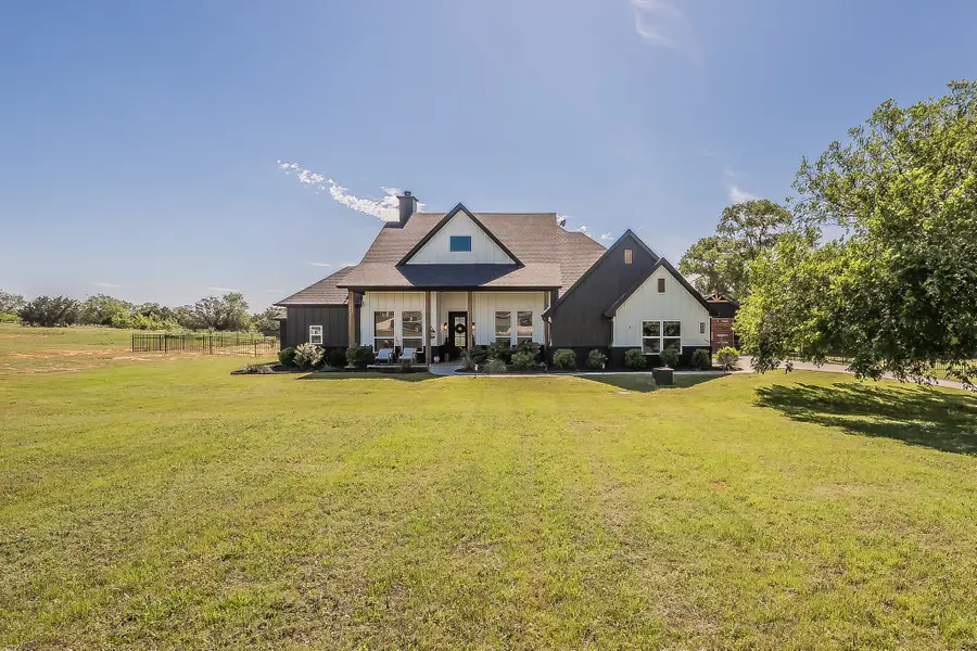 505 N Saddle Horn Court, Weatherford, TX 76087 - #2