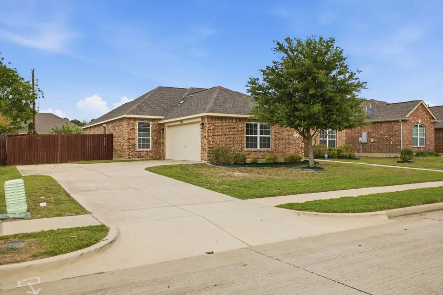 717 Roaring Springs Drive, Glenn Heights, TX 75154 - #2