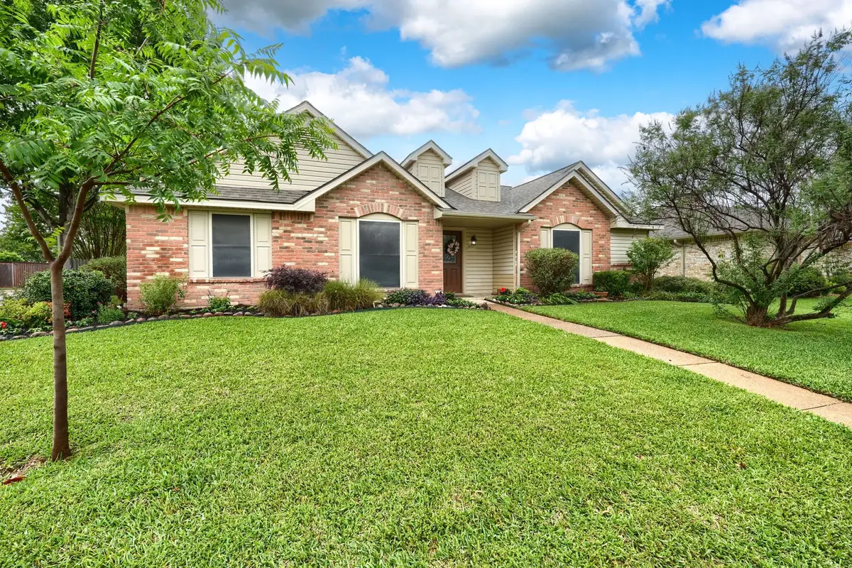 445 Trail View Lane, Garland, TX 75043 - #1