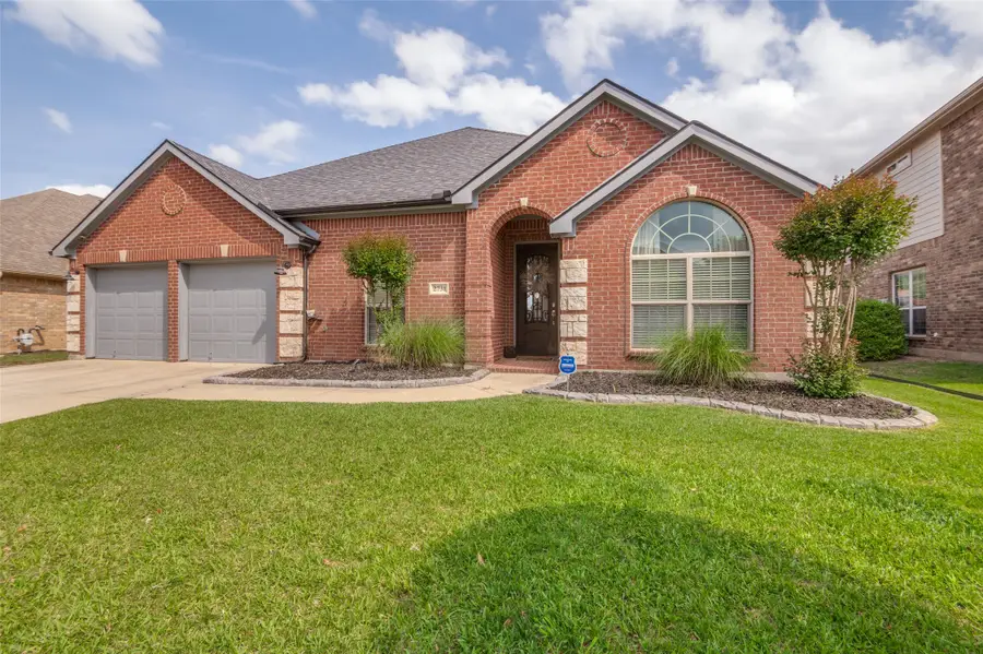 2731 Vela, Grand Prairie, TX 75054 - #2