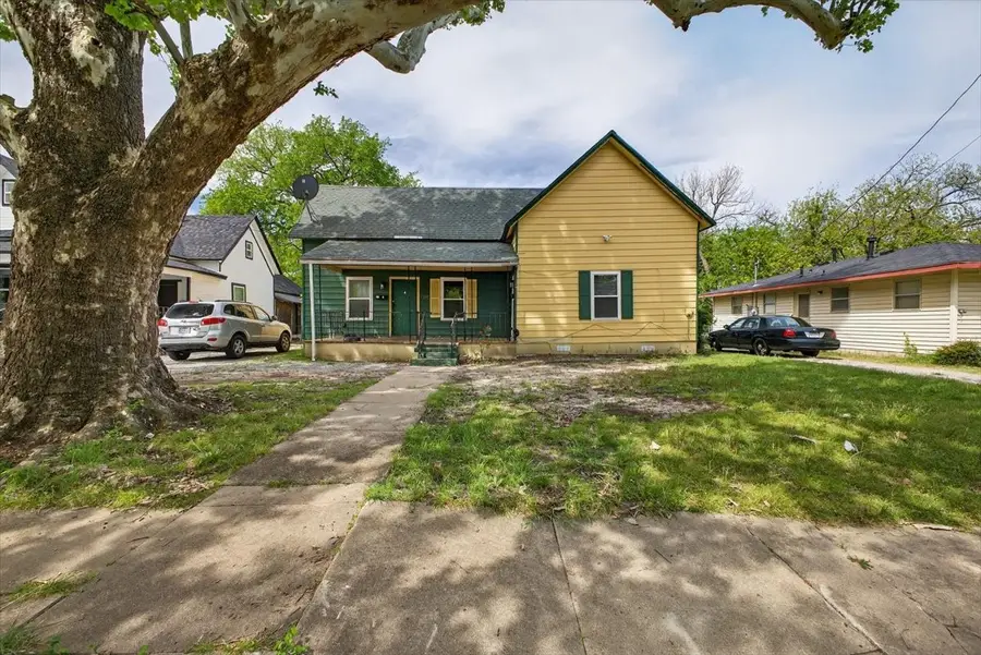 724 S Elm Street, Sherman, TX 75090 - #2