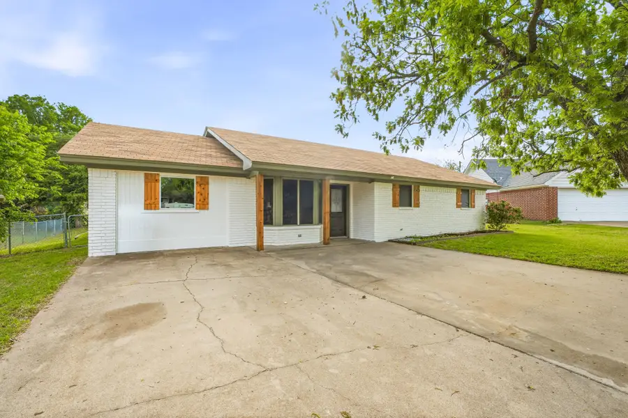 115 Doublehorn Street, Stephenville, TX 76401 - #2