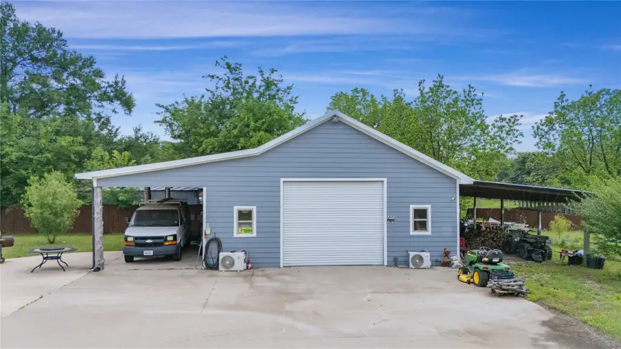 965 Farm Road 900 N, Saltillo, TX 75478 - #3