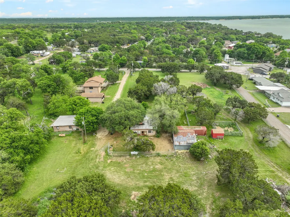 000 Linda Lee Crossing, Whitney, TX 76692 - #1