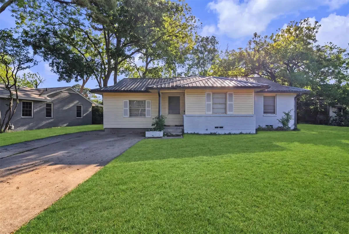 419 Joyce Street, Arlington, TX 76010 - #1