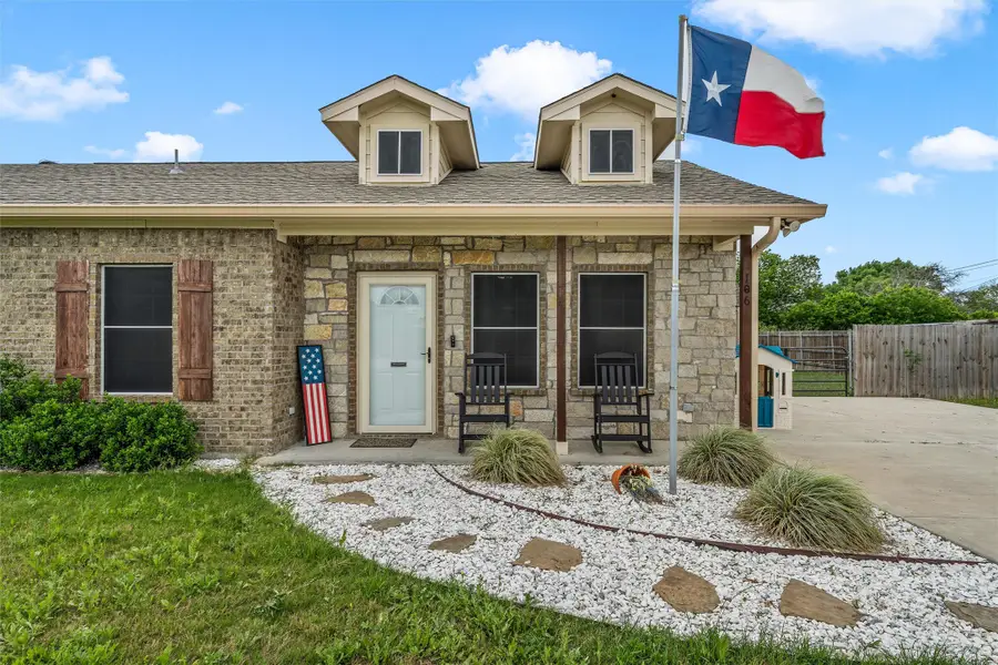 106 Moore Street, Itasca, TX 76055 - #2