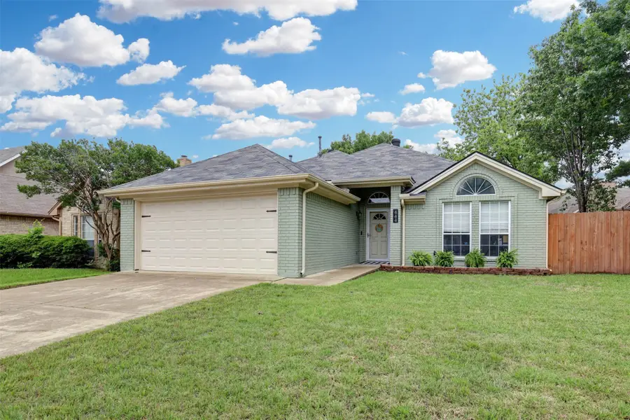 444 Woodridge Drive, Keller, TX 76248 - #2