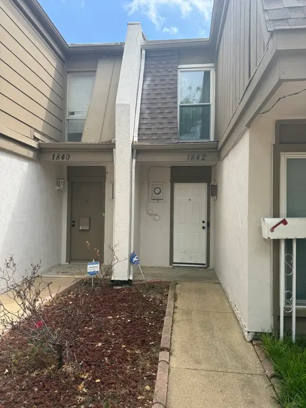 1842 Place One Lane, Garland, TX 75042