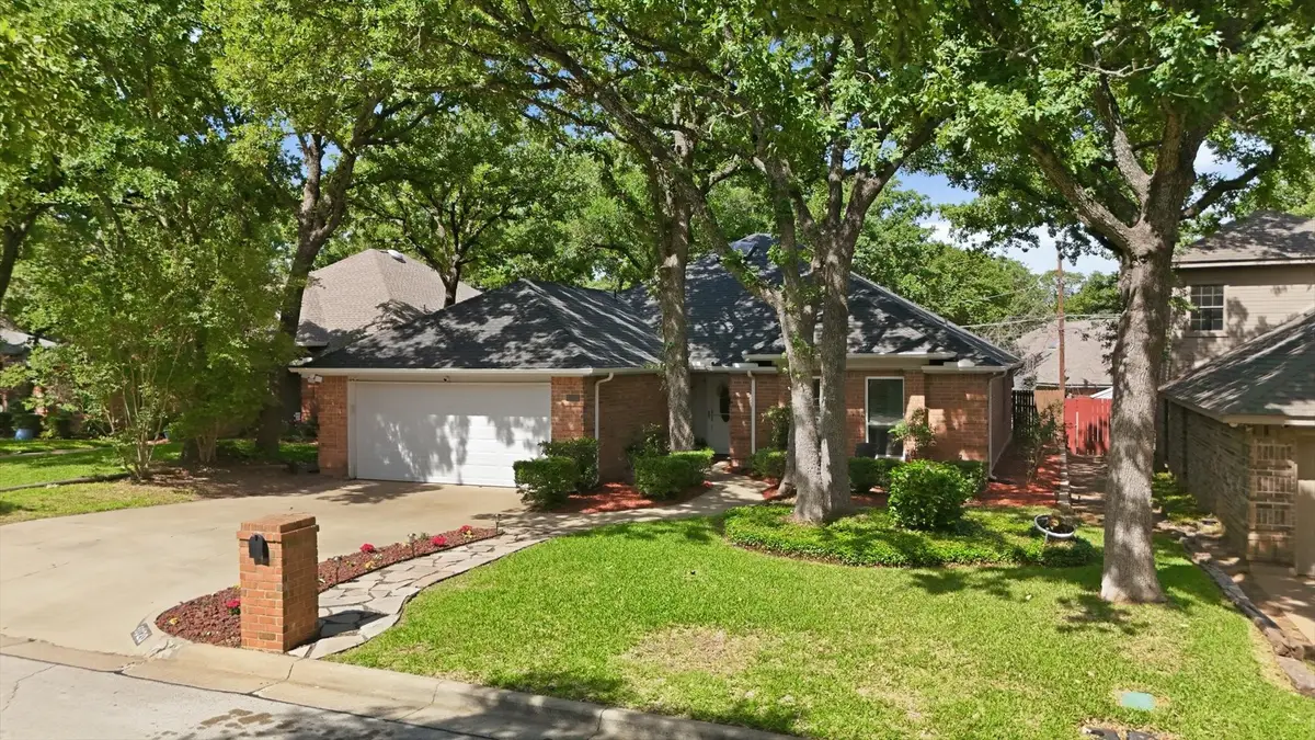 6020 Paradise Drive, Arlington, TX 76001 - #1