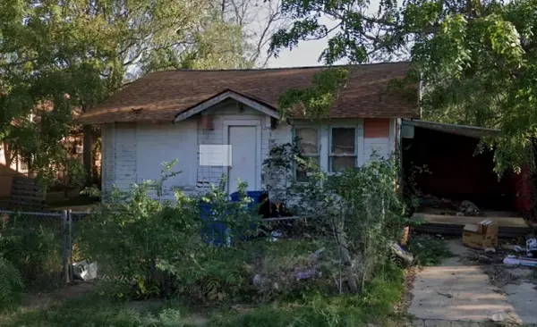 204 E Alabama Avenue, Sweetwater, TX 79556