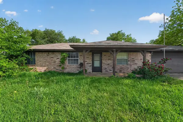 401 Peach Street, Sanger, TX 76266