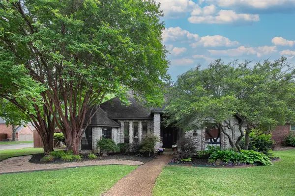 606 Winding Hollow Court, Coppell, TX 75019