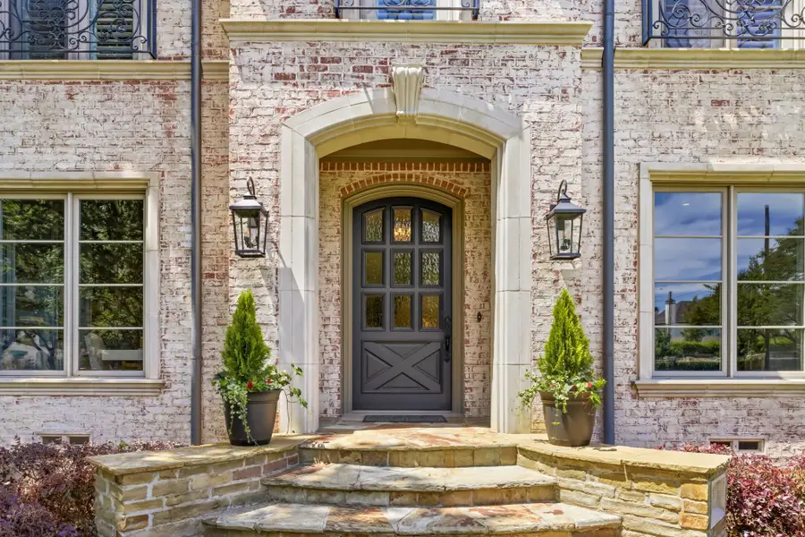 5701 Armstrong Parkway, University Park, TX 75205 - #2