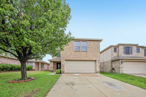 8820 Valley River Drive, Fort Worth, TX 76244