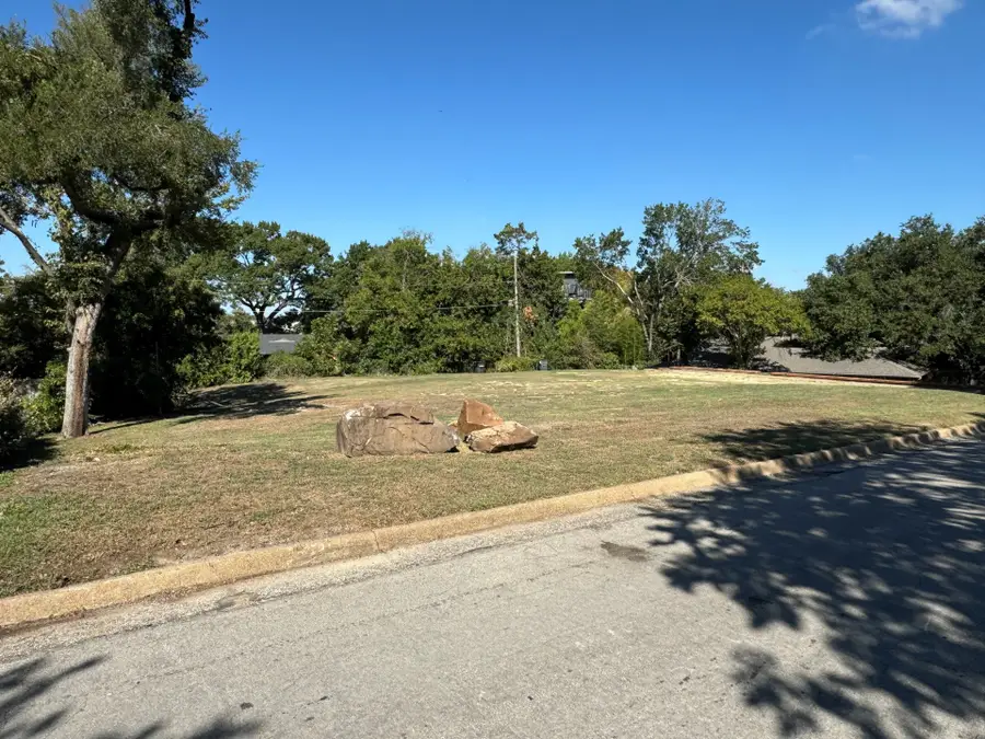 1623 Oak Knoll Street, Dallas, TX 75208 - #3