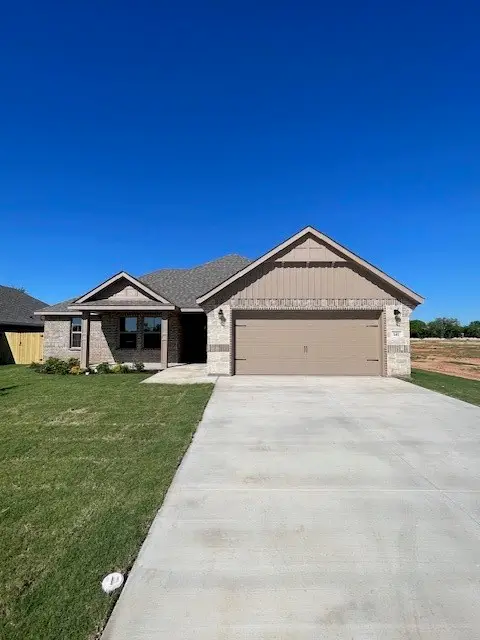 141 Joel Street, Springtown, TX 76082