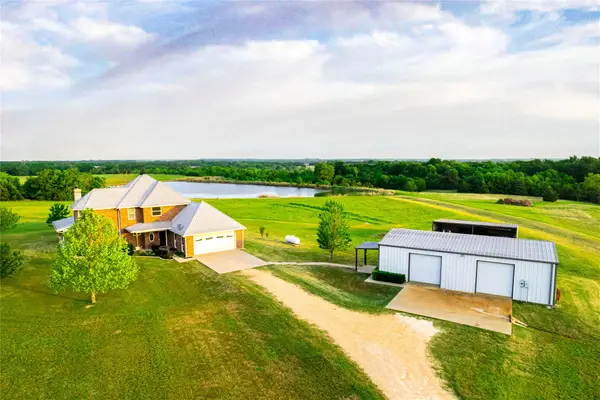 1906 Farm Road 1506, Paris, TX 75460