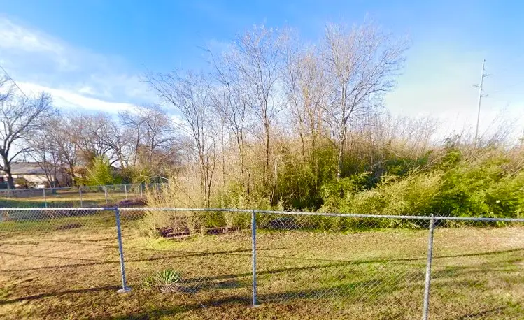 421 Diamond Avenue, Fort Worth, TX 76102 - #1