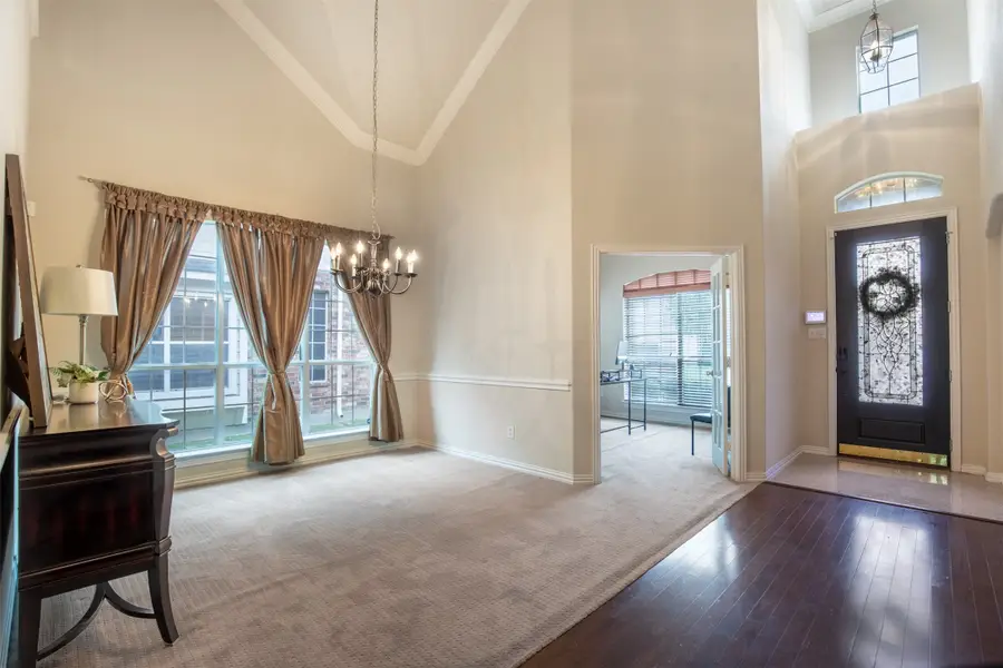 5115 Clydesdale Drive, Grand Prairie, TX 75052 - #2