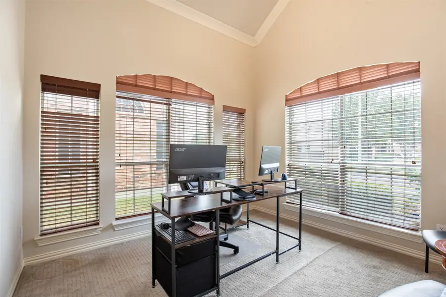 5115 Clydesdale Drive, Grand Prairie, TX 75052 - #3