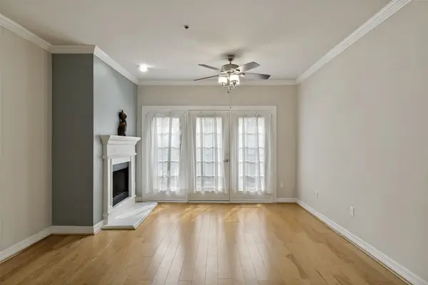 3400 Welborn Street #206, Dallas, TX 75219