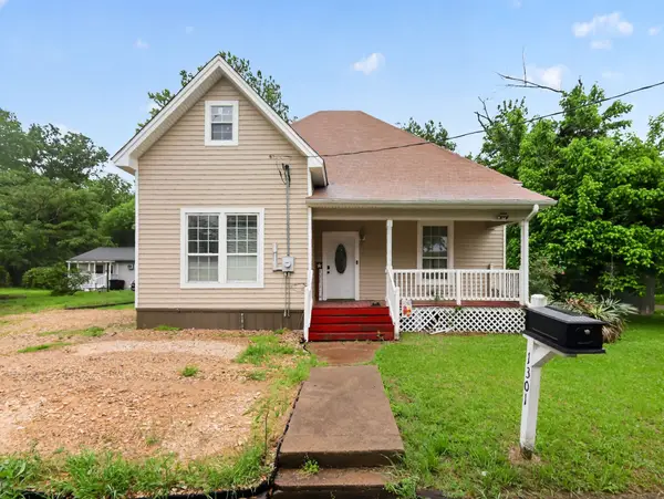 1301 Locust Street, Commerce, TX 75428