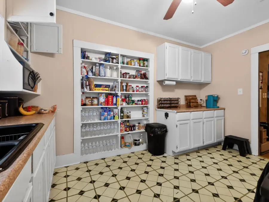 1301 Locust Street, Commerce, TX 75428 - #3