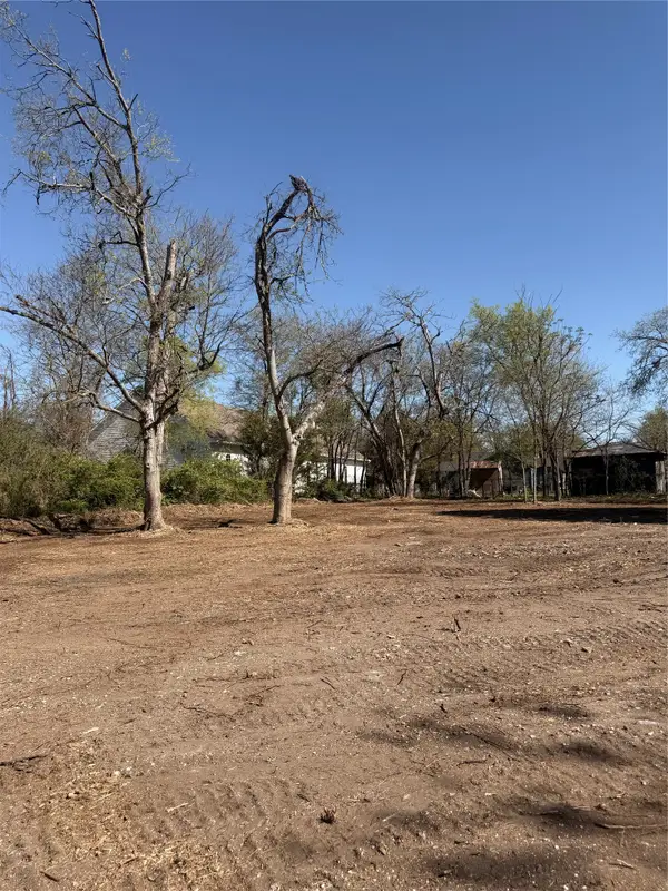 118 Jim Street, Waxahachie, TX 75165