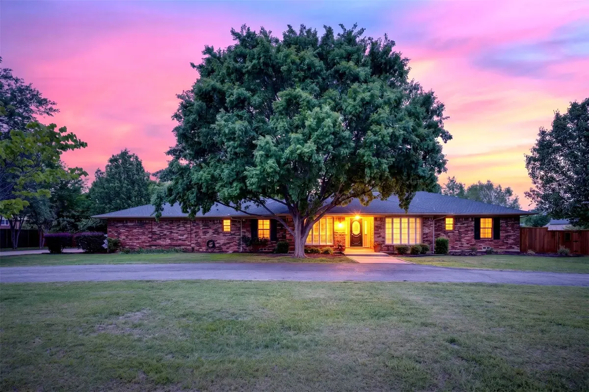 4607 Sachse Road, Sachse, TX 75048 - #1