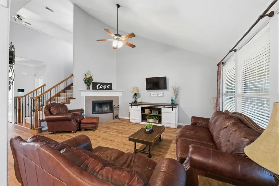 1121 Linden Drive, Burleson, TX 76028 - #3