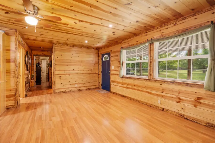 170 NW 2nd Street Nw, Detroit, TX 75436 - #2