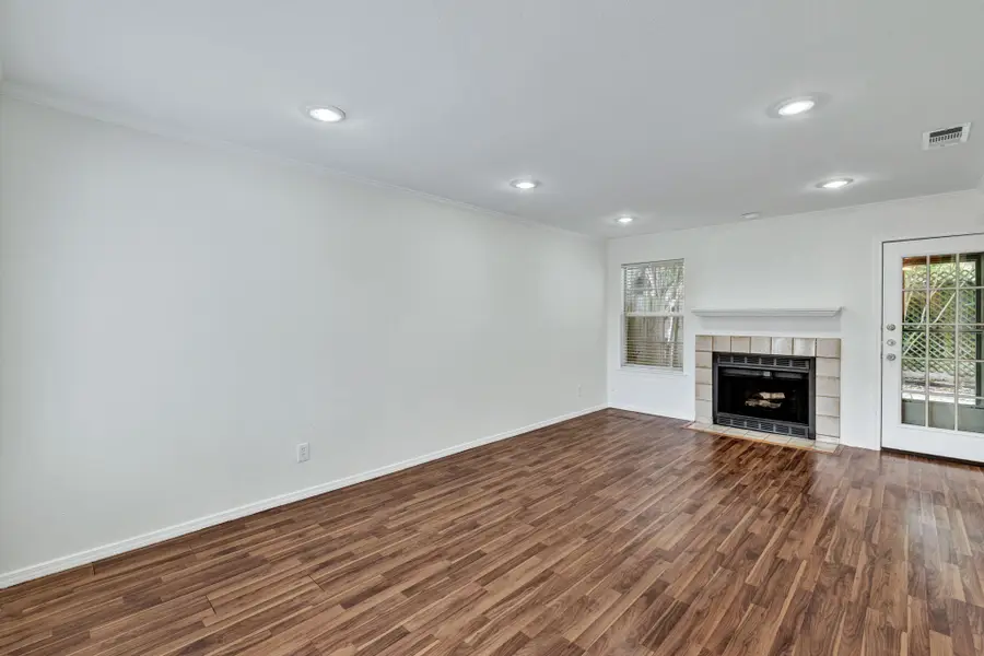 3209 Whatley Drive, Garland, TX 75043 - #3