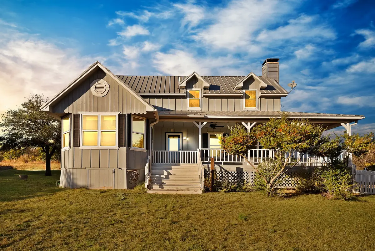 528 Mill Creek Court, Azle, TX 76020 - #1