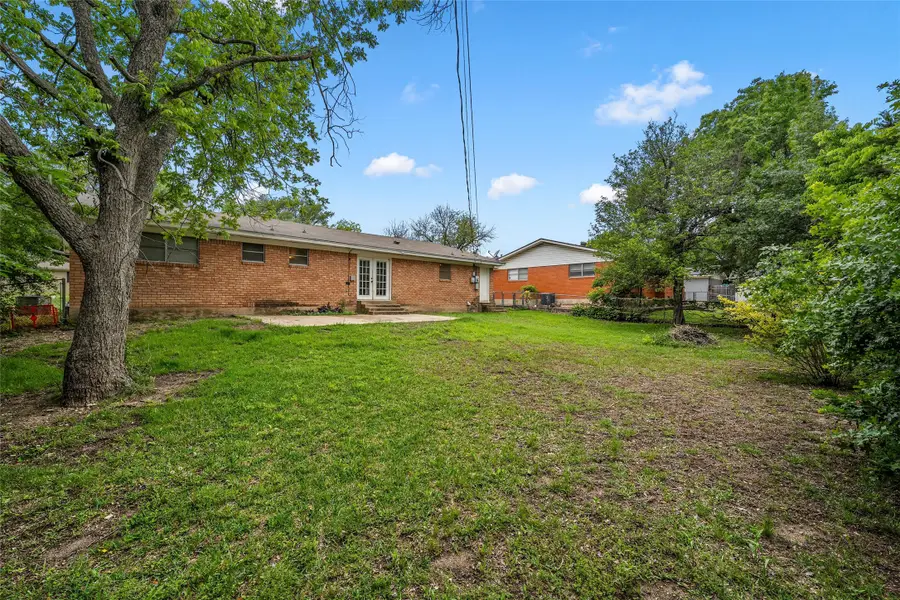 8718 Panther Drive, Woodway, TX 76712 - #2