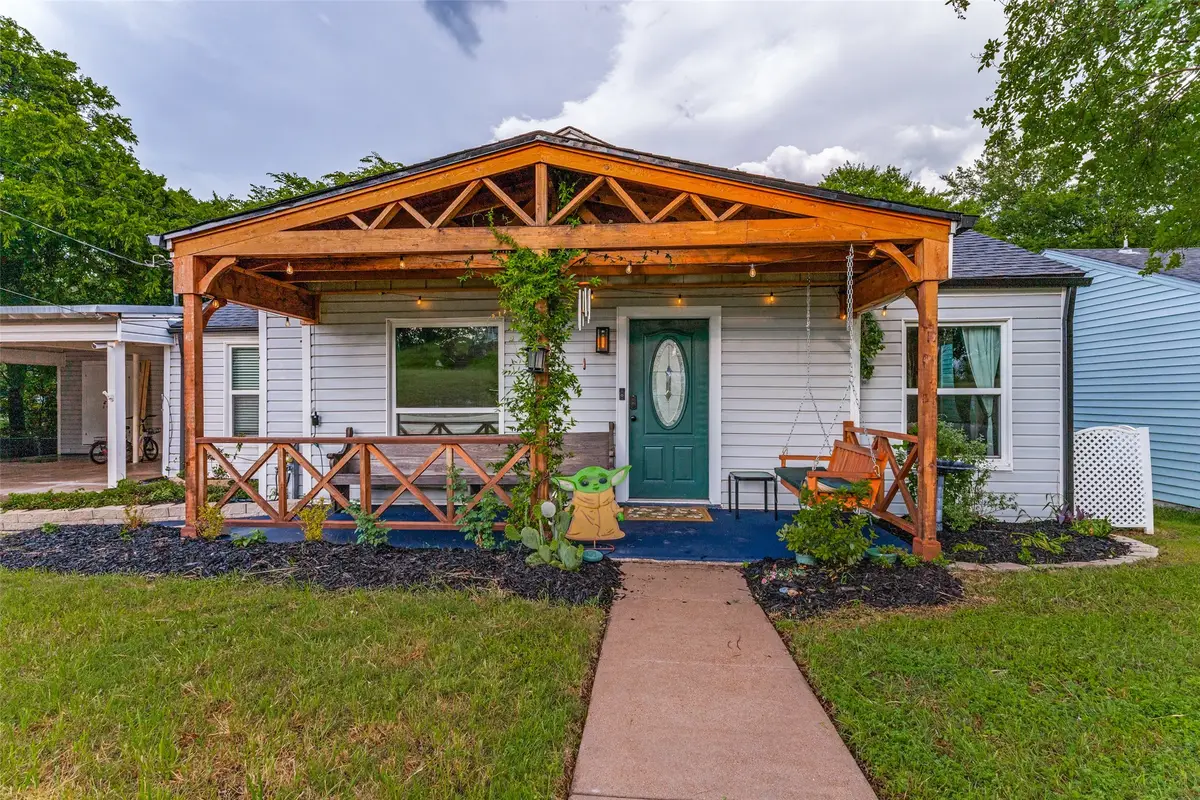 809 S Lamar Street, Weatherford, TX 76086 - #1