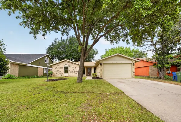 562 Kent Drive, Lewisville, TX 75067