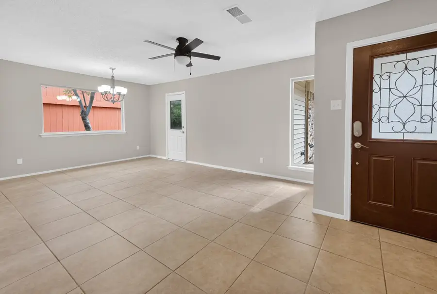 562 Kent Drive, Lewisville, TX 75067 - #2